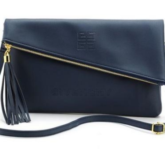 Givenchy Handbags - Last 1!!! Givenchy shoulder bag / clutch